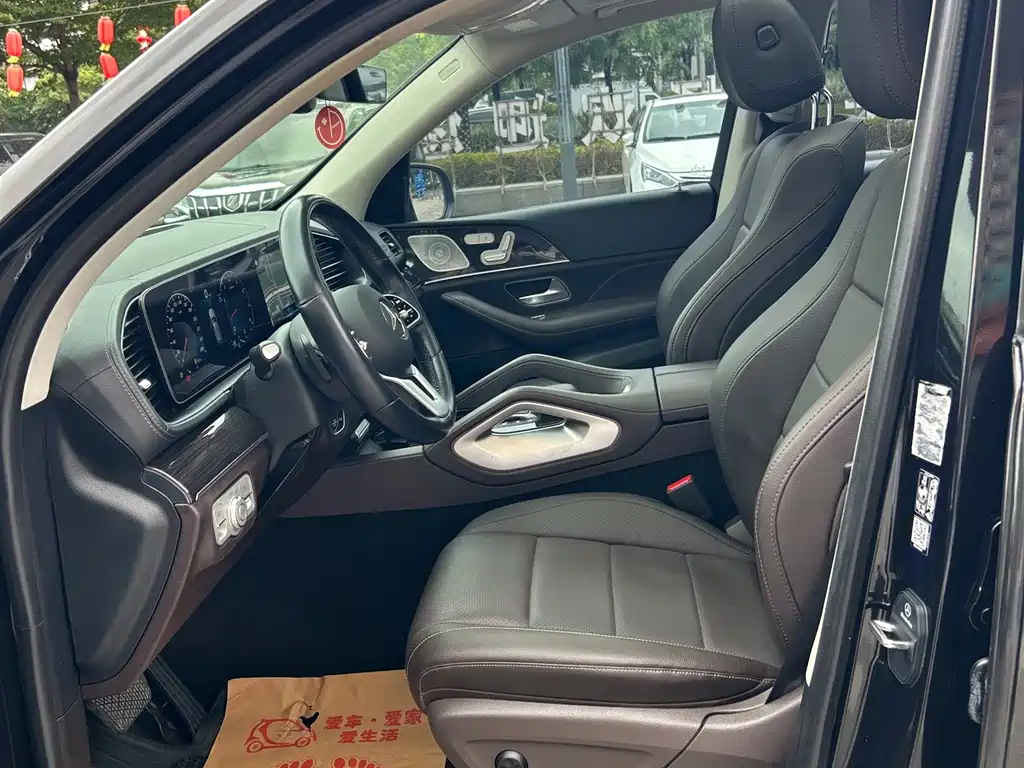 Mercedes-Benz GLE (Import) — миниатюра 4
