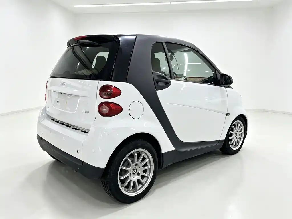 smart Smart Fortwo — миниатюра 9