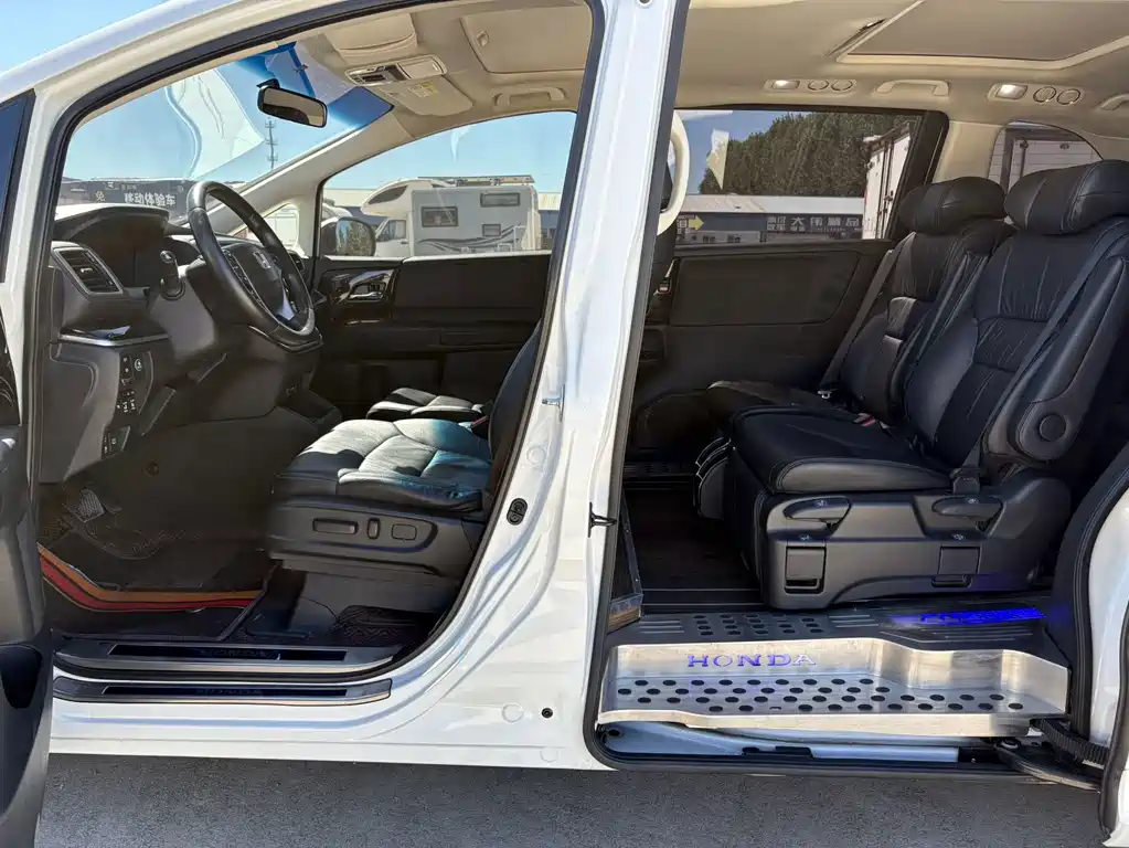 Honda Odyssey — миниатюра 8