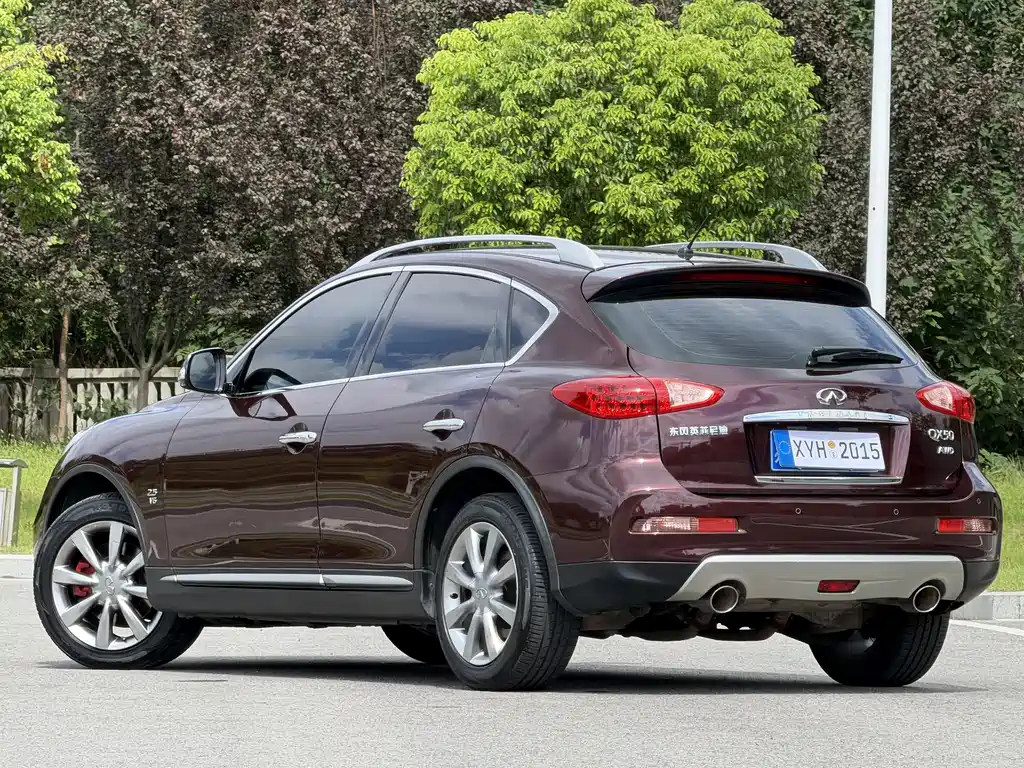 Infiniti QX50 — миниатюра 16