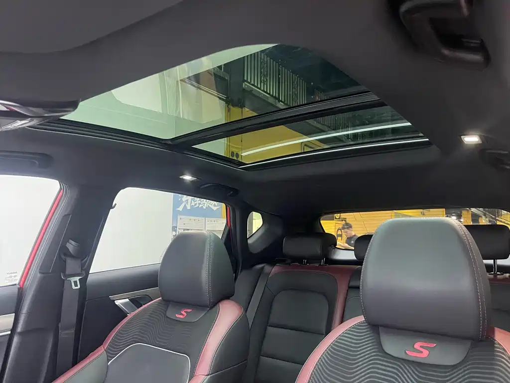 Geely Binyue — миниатюра 14