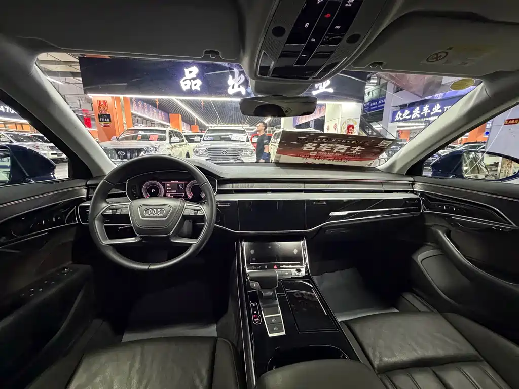 Audi A8 — миниатюра 10