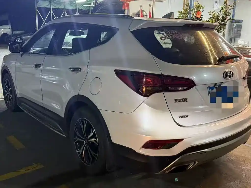 Hyundai Santa Fe — миниатюра 8