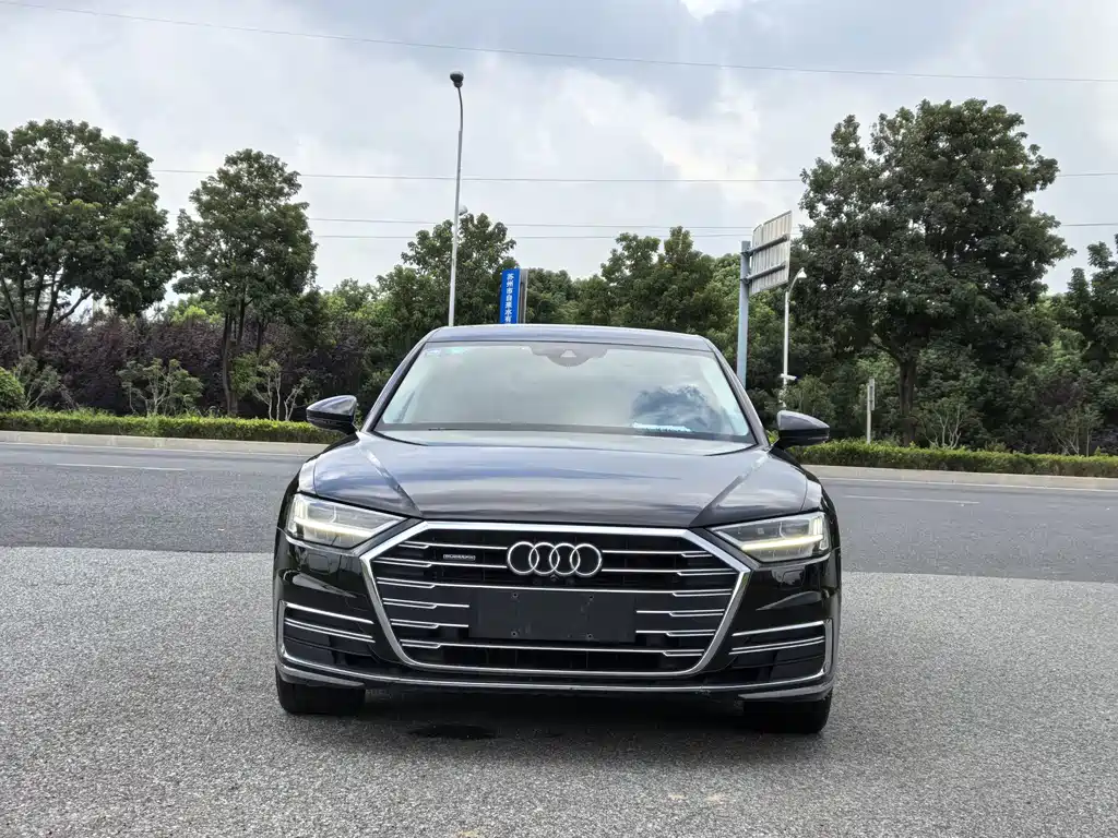 Audi A8 — миниатюра 2