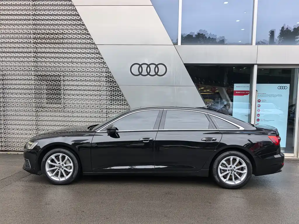 Audi A6L 2021 40 TFSI Luxury