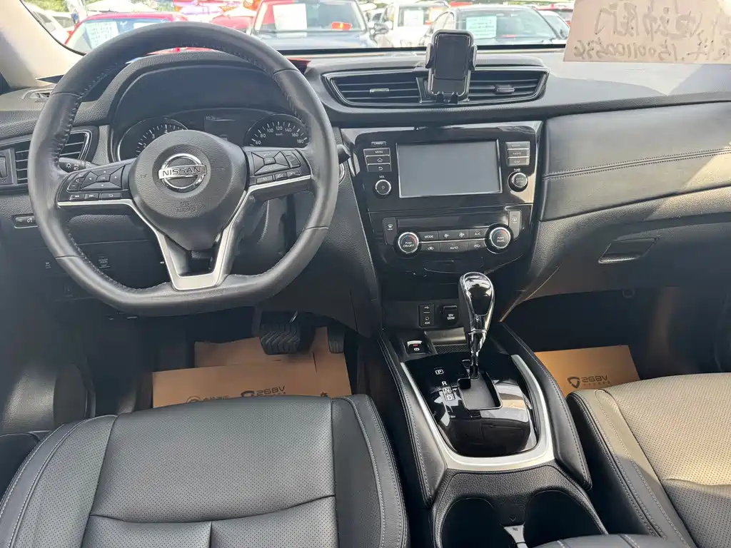 Nissan X-Trail — миниатюра 10