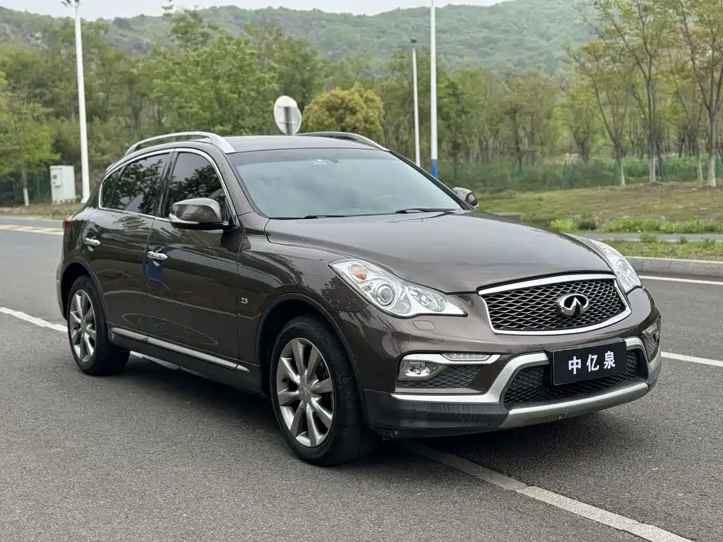 Infiniti QX50 2015 2.5L Enjoy