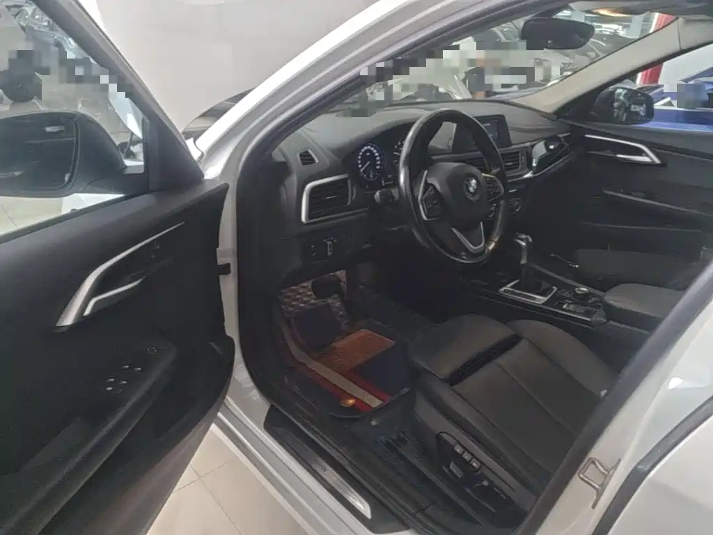 BMW 1 Series — миниатюра 21