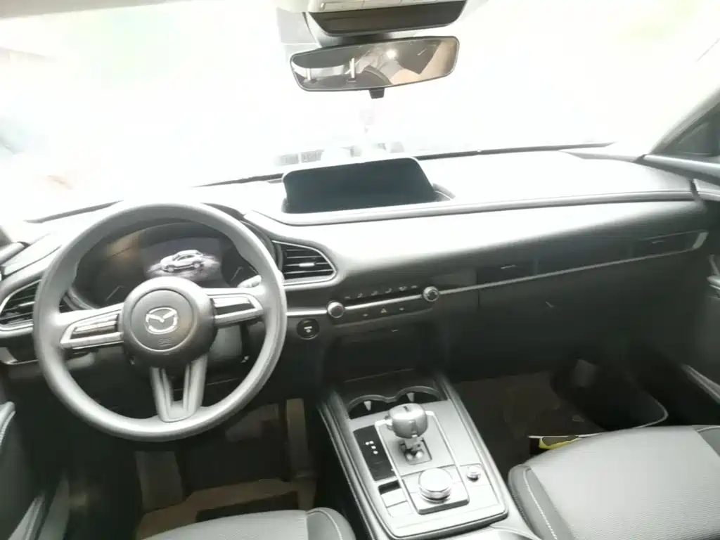 Mazda CX-30 EV — миниатюра 10
