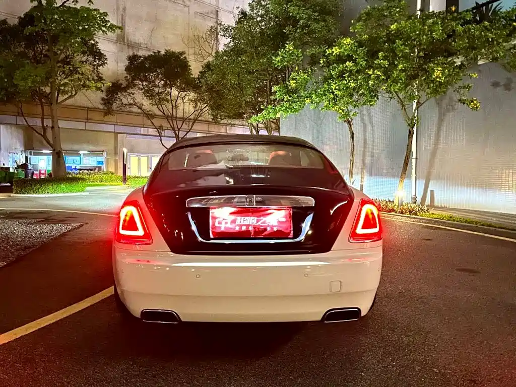 Rolls-Royce Wraith — миниатюра 12