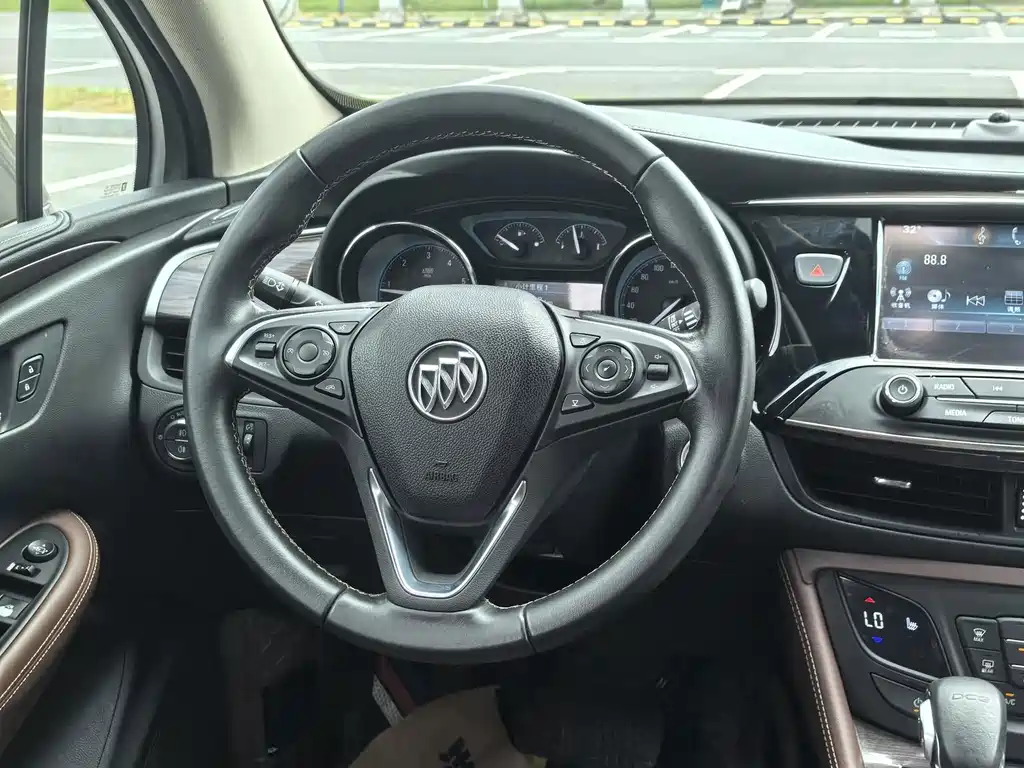 Buick Envision Plus — миниатюра 7