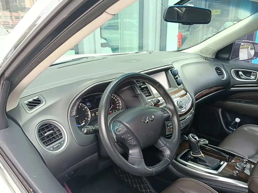 Infiniti QX60 (Import) — миниатюра 6