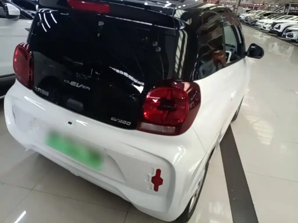 Roewe Clever — миниатюра 7