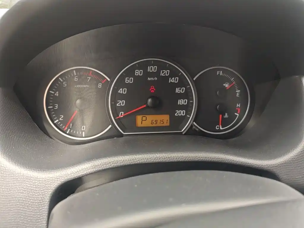 Suzuki Swift — миниатюра 12
