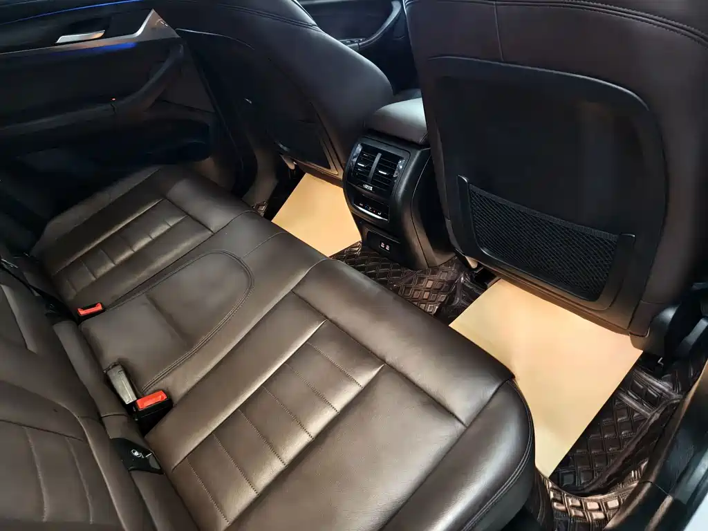 BMW X3 — миниатюра 18