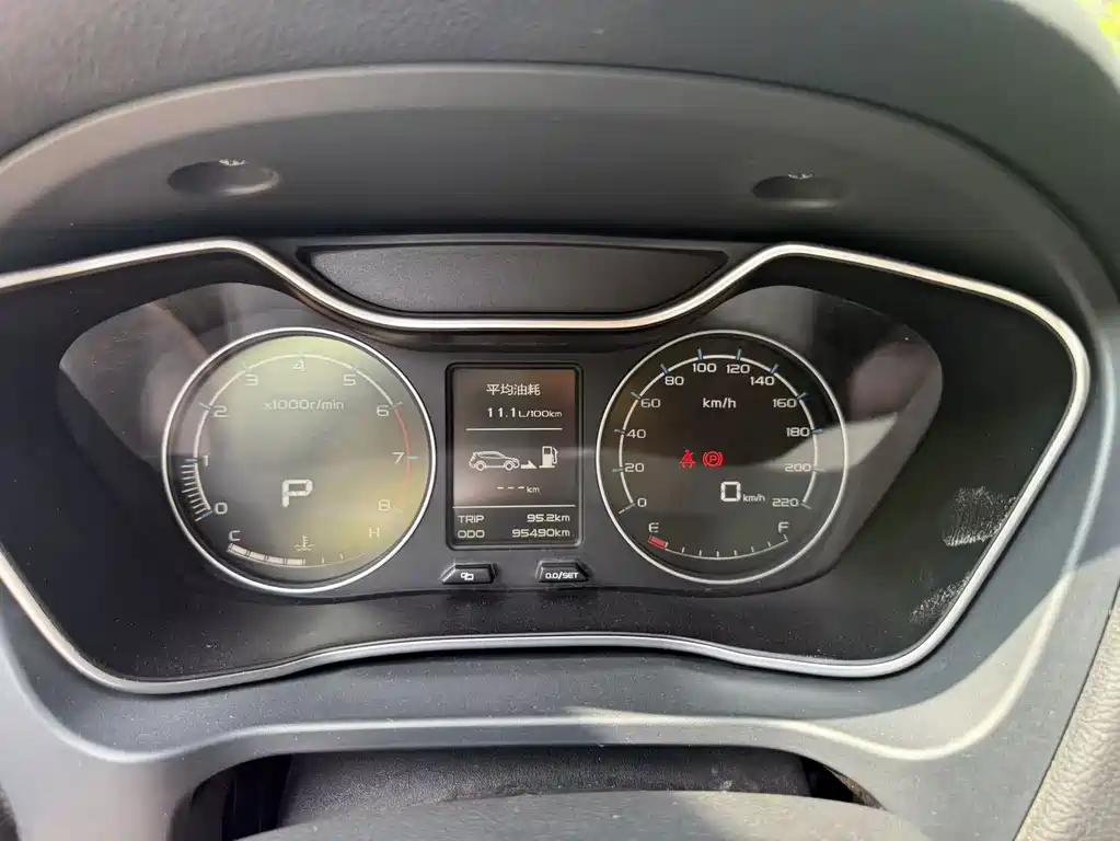 Geely Vision X6 — миниатюра 7