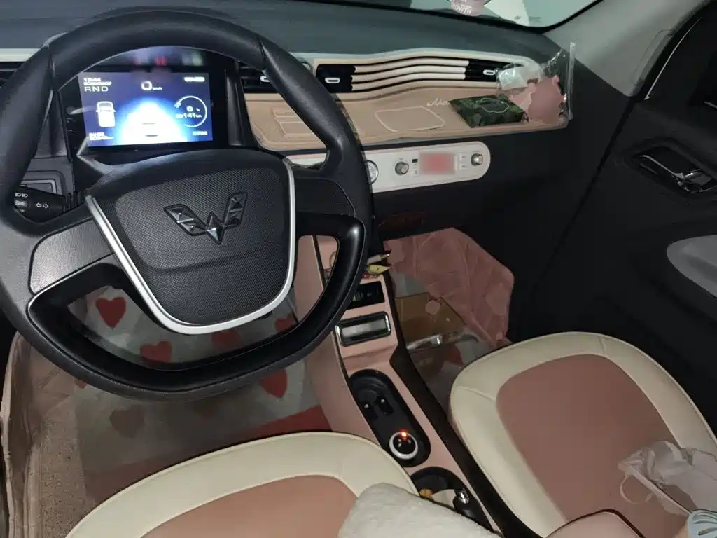 Wuling MINIEV — миниатюра 5