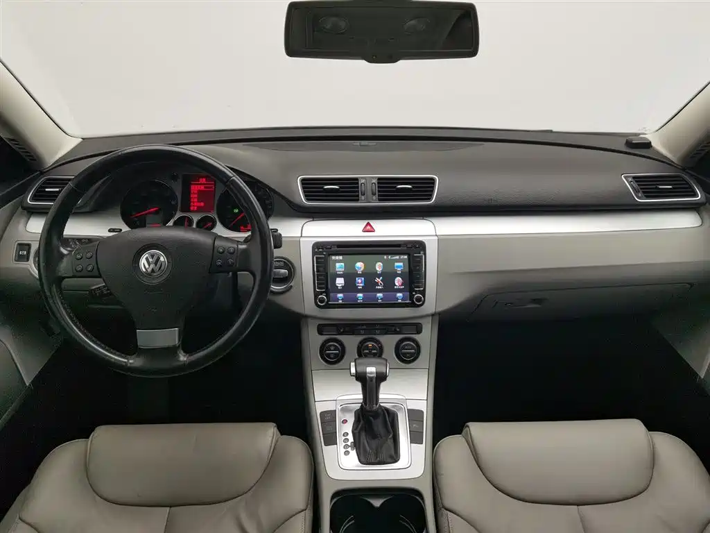 Volkswagen Magotan 2011 1.8TSI DSG Comfort