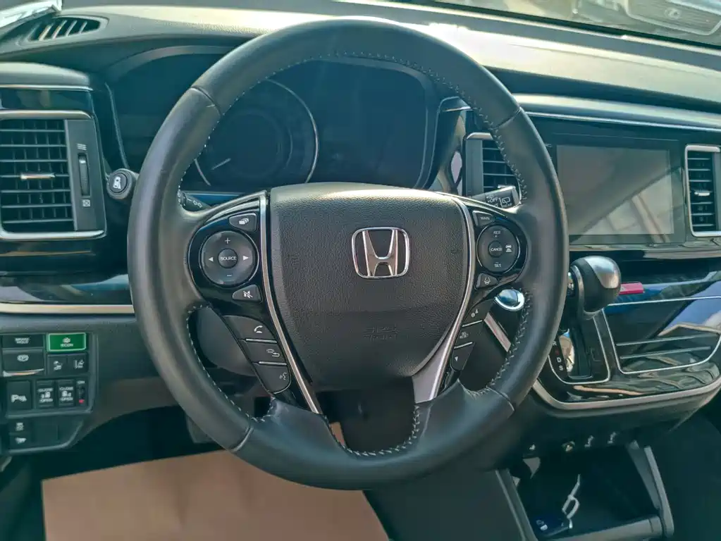 Honda Elysion — миниатюра 16