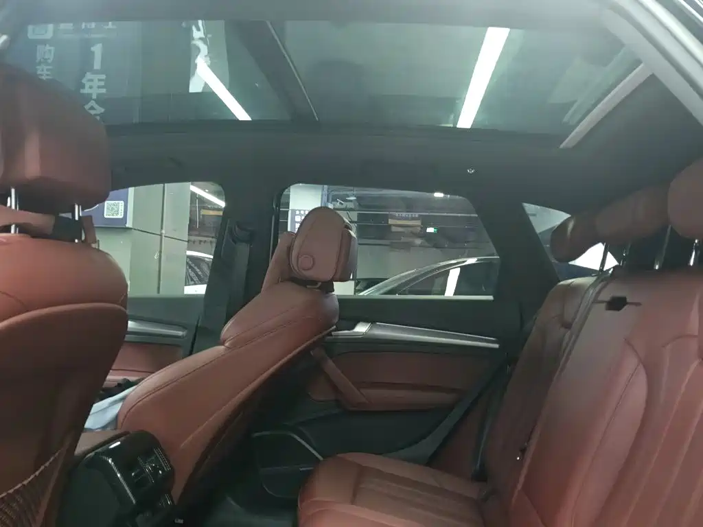Audi Q5L — миниатюра 5