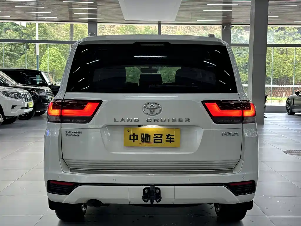 Toyota Land Cruiser — миниатюра 12