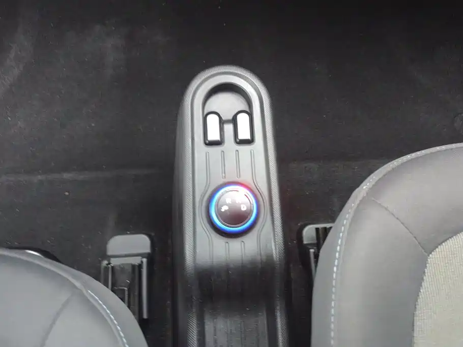 Wuling MINIEV — миниатюра 16