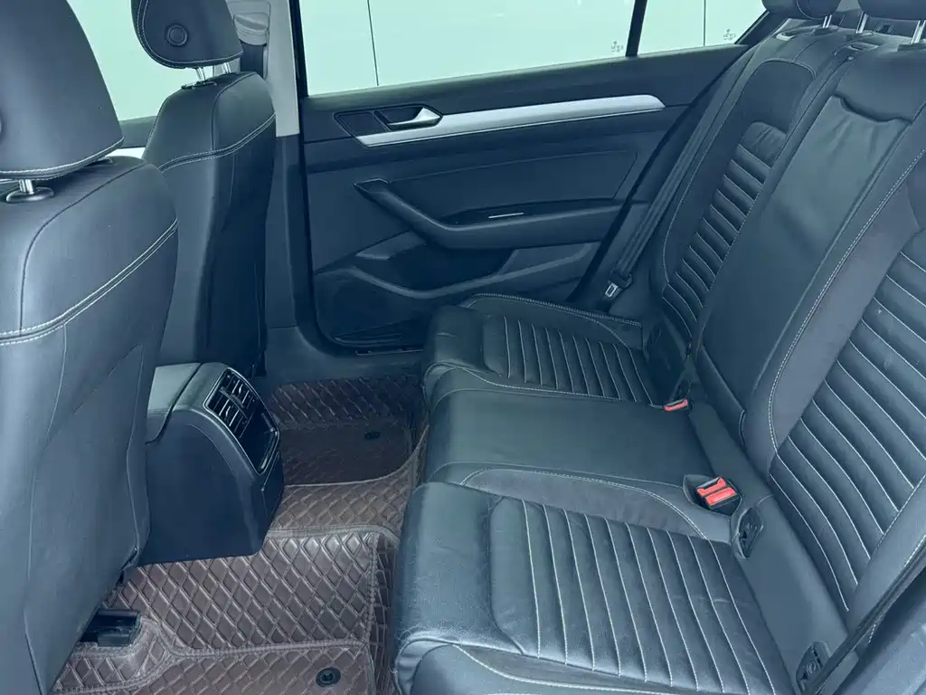 Volkswagen Magotan — миниатюра 12
