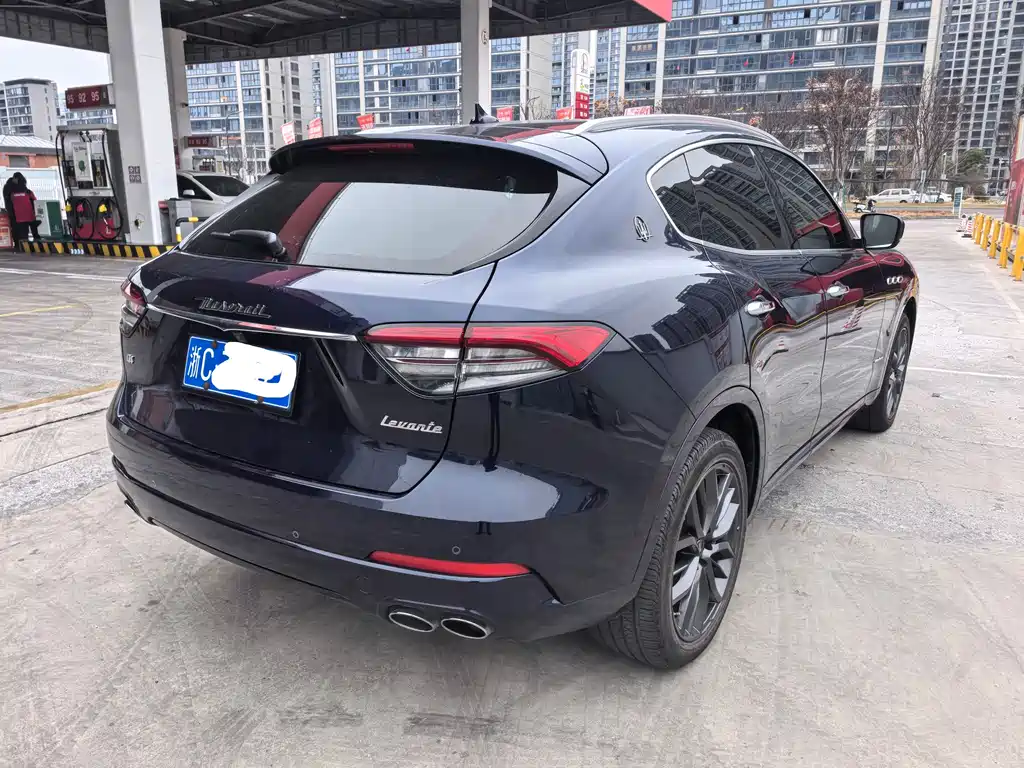 MASERATI LEVANTE