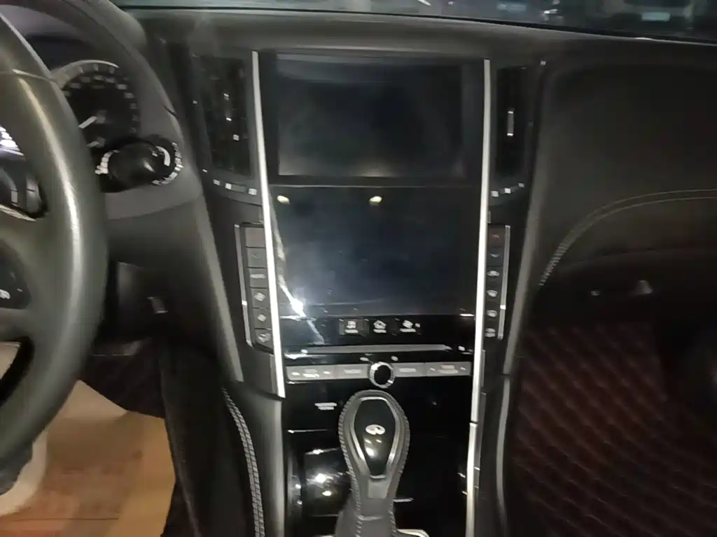 Infiniti Q50L — миниатюра 13