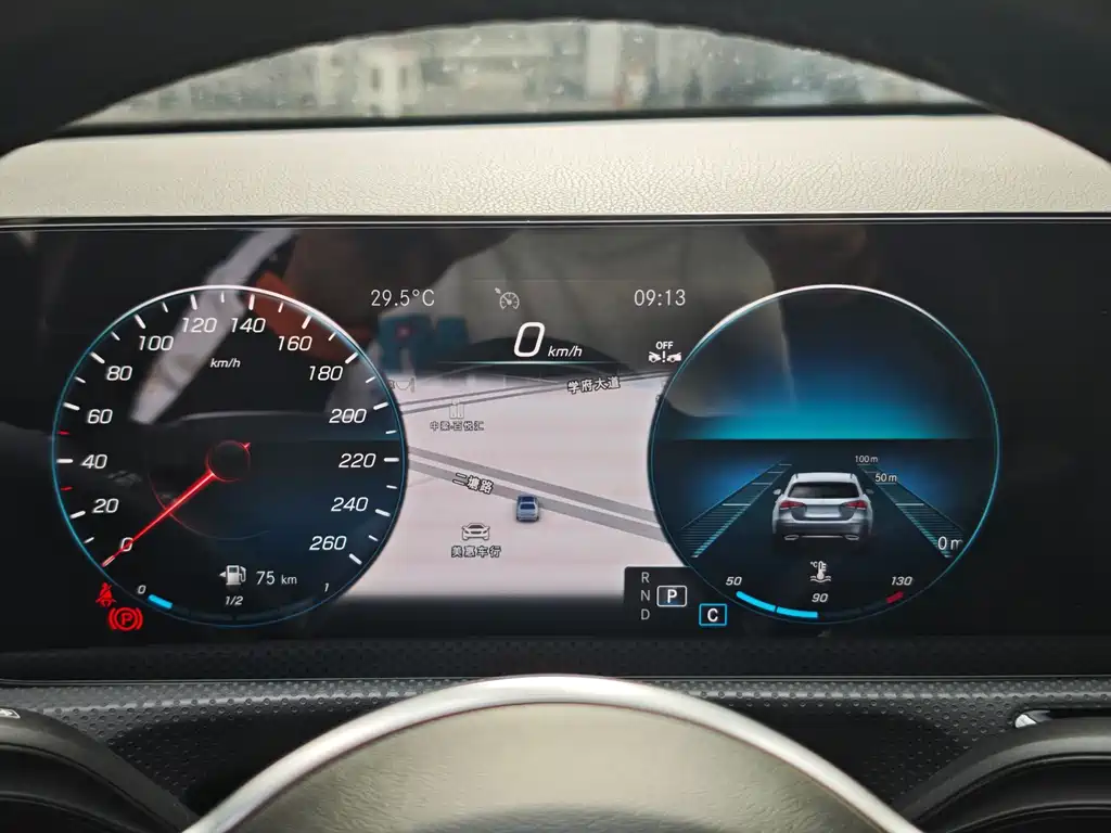 Mercedes-Benz A-Class — миниатюра 10