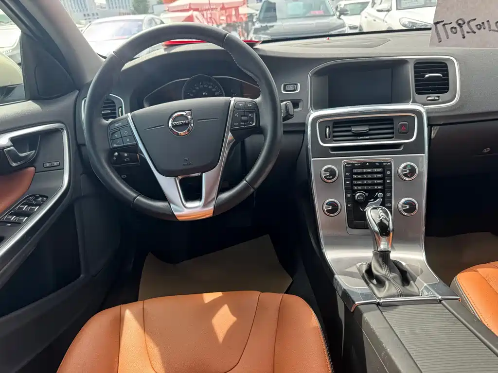 Volvo S60 — миниатюра 9