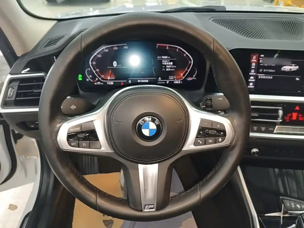 BMW 3 Series — миниатюра 11