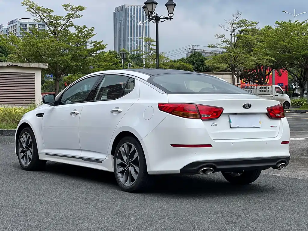 Kia K5 2014 2.0L AT PREMIUM