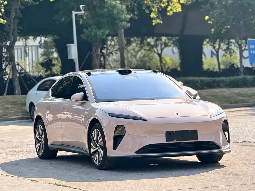 NIO ET5 — миниатюра 2