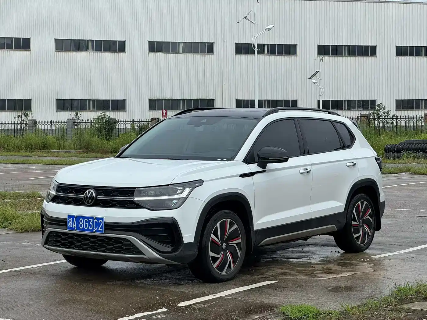途岳 2023款 300TSI 两驱满月版 2023