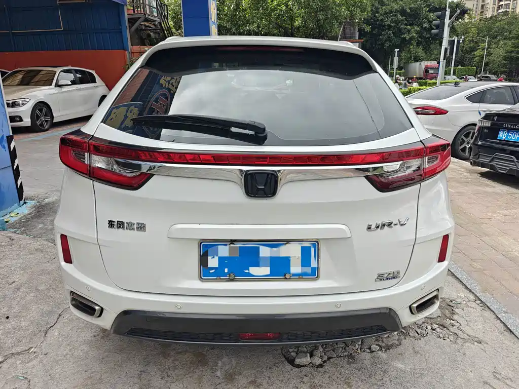 Honda UR-V — миниатюра 5