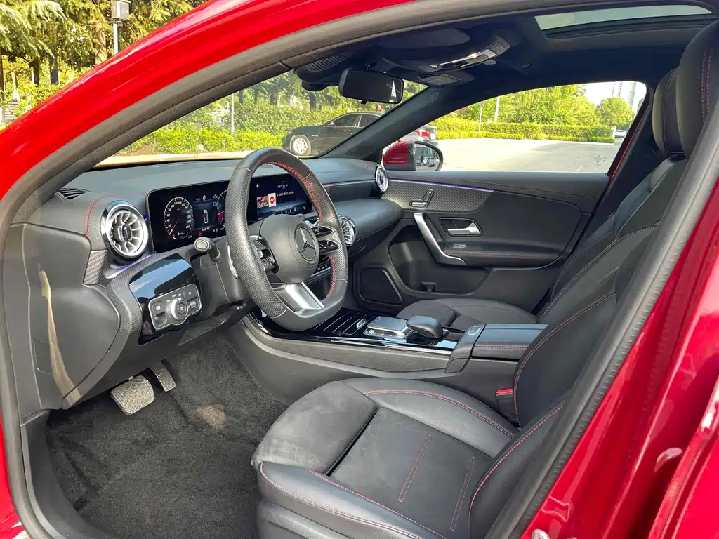 MERCEDES-BENZ A CLASS