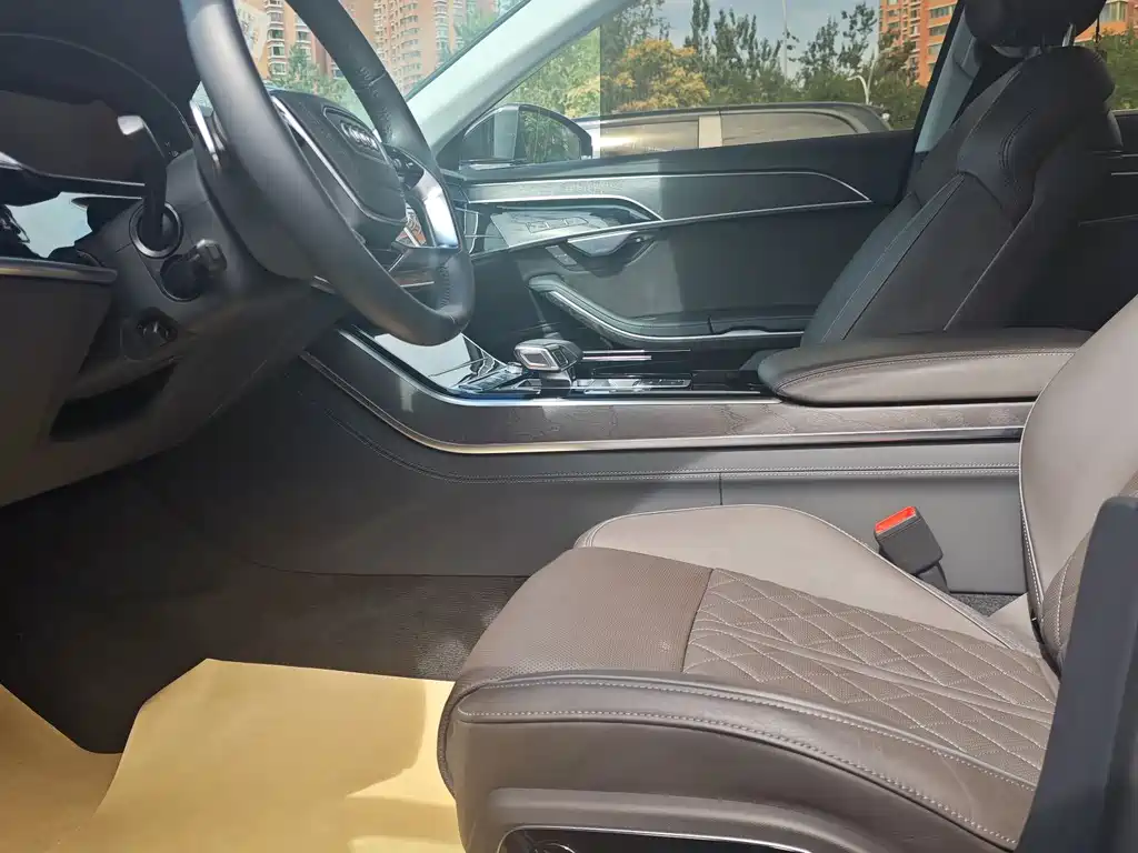 Audi A8 2024 A8L 50 TFSI quattro