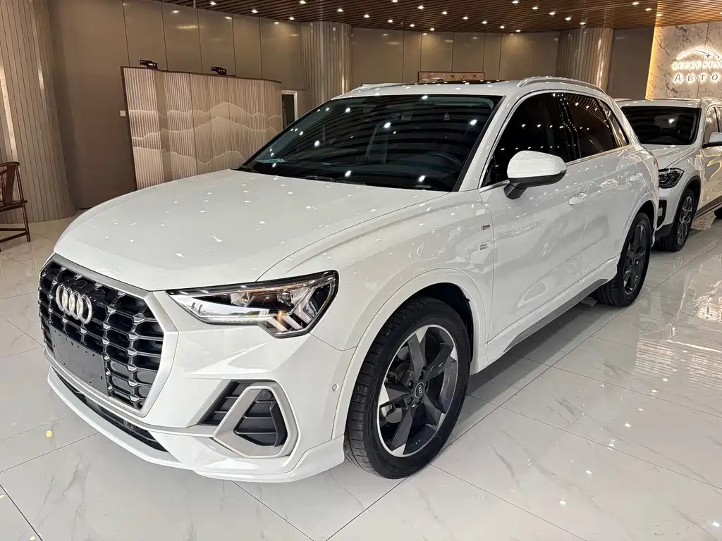 Audi Q3 2022 35 TFSI Fashion Dynamic Type