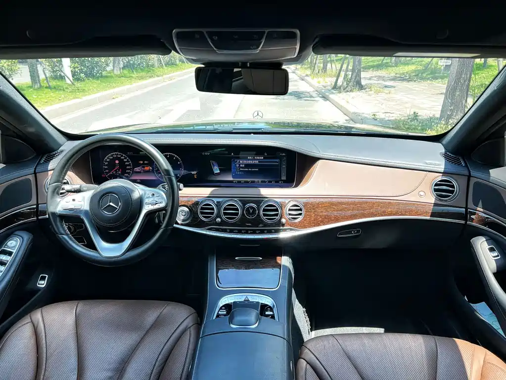 Mercedes-Benz S-Class — миниатюра 6