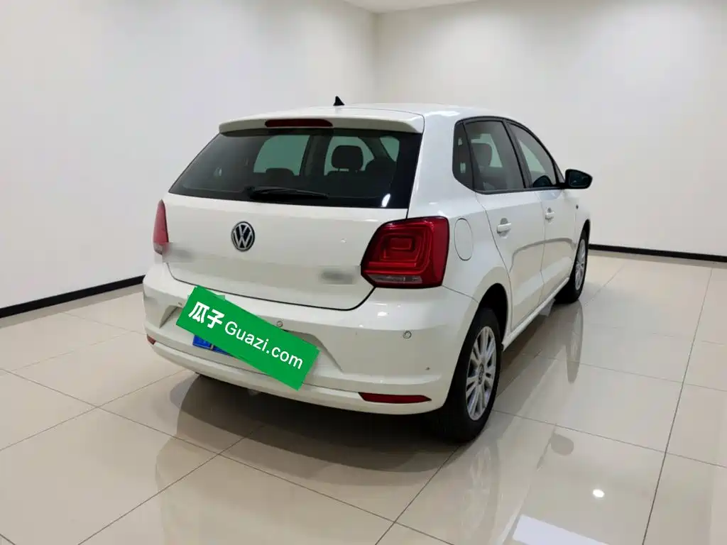 Volkswagen Polo — миниатюра 6