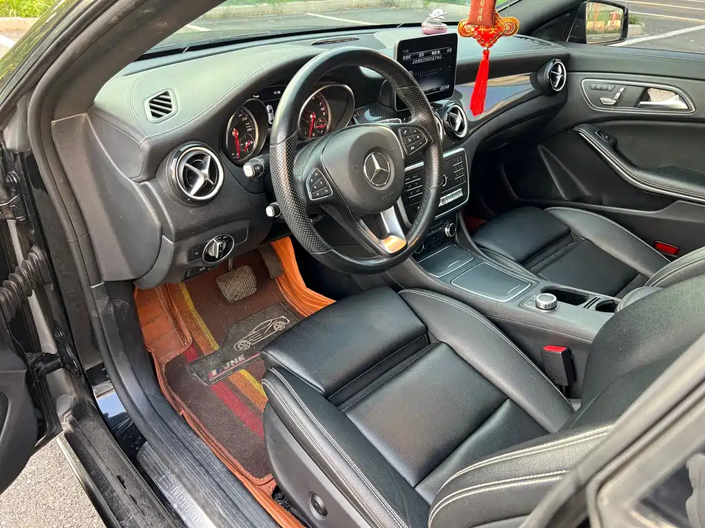 Mercedes-Benz CLA 2019 CLA 200