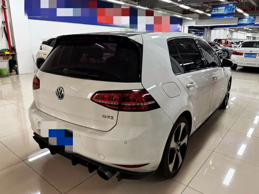 Volkswagen Golf GTI — миниатюра 4