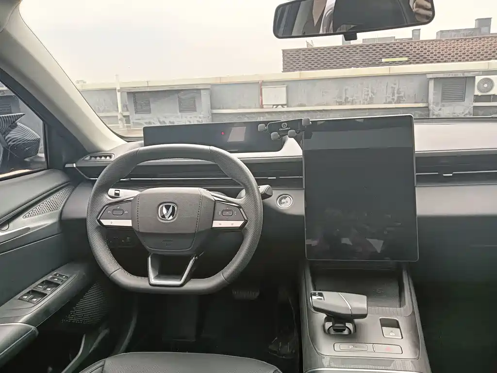 Changan Eado — миниатюра 6