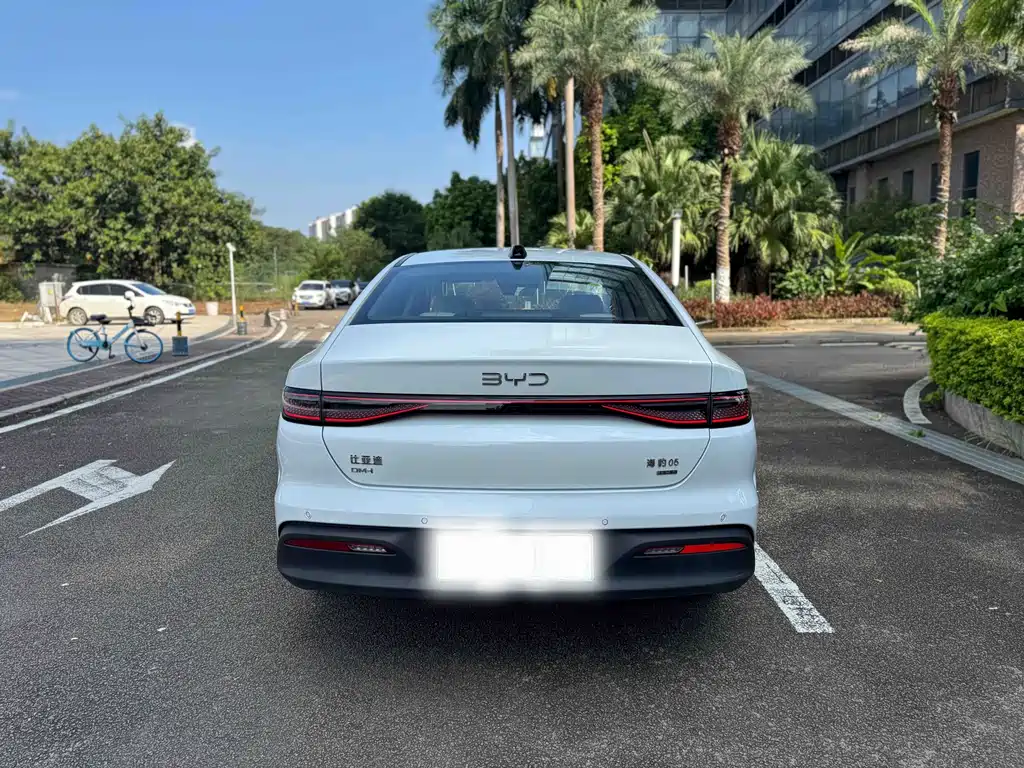 BYD Seal 05 DM-i — миниатюра 16