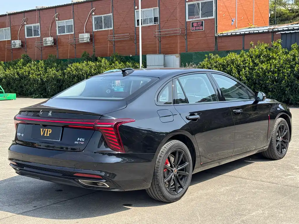 Hongqi Hongqi H5 — миниатюра 14