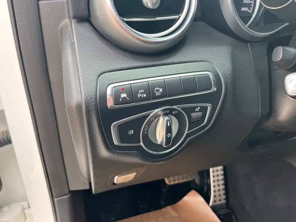 Mercedes-Benz GLC AMG — миниатюра 14