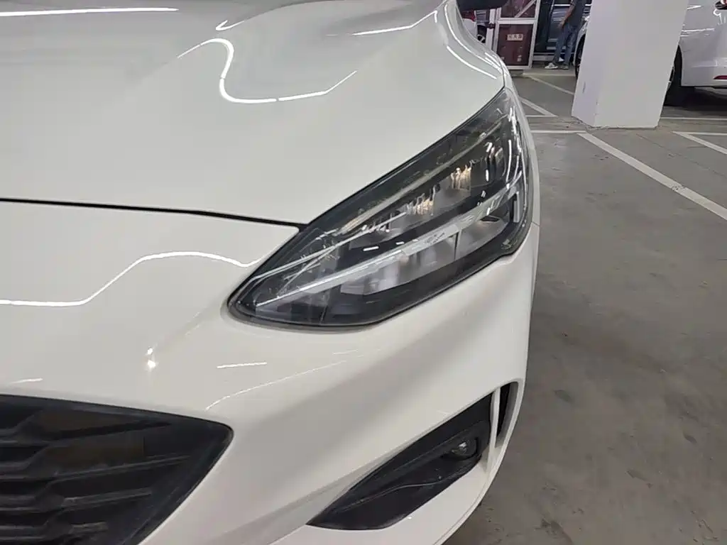 Ford Focus — миниатюра 24