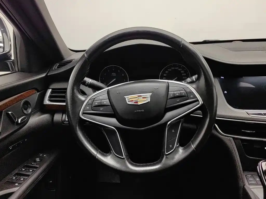 Cadillac CT6 — миниатюра 11