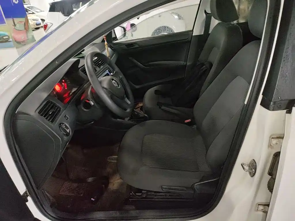 Volkswagen Santana — миниатюра 15